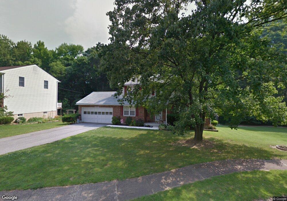 1003 Woodstream Dr, Wilmington, DE 19810 - photo 1