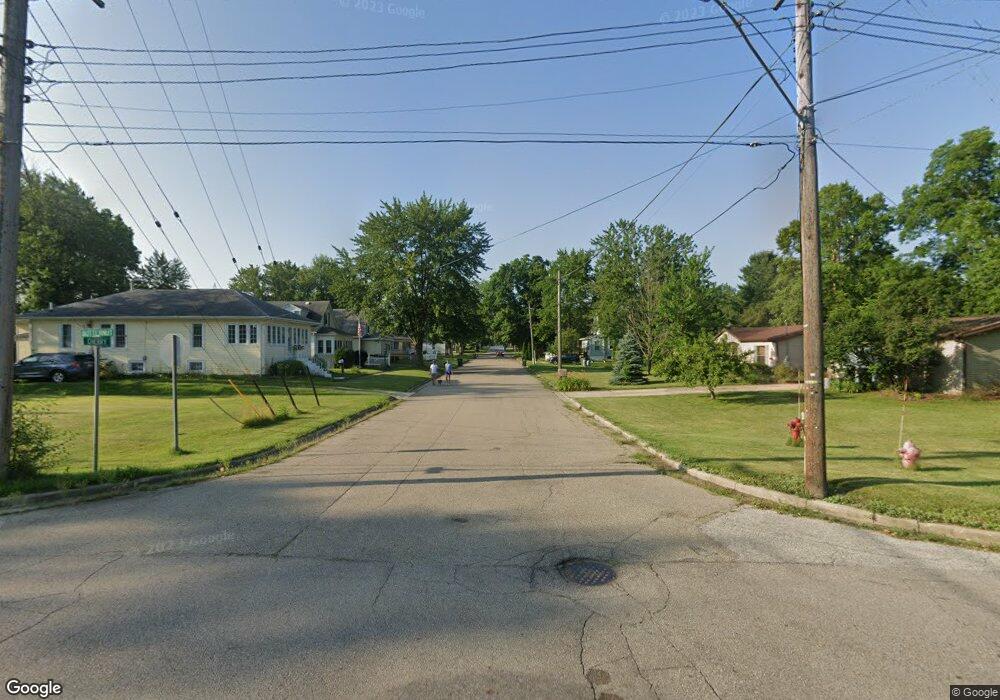 101 Butternut St, Three Oaks, MI 49128 - photo 1