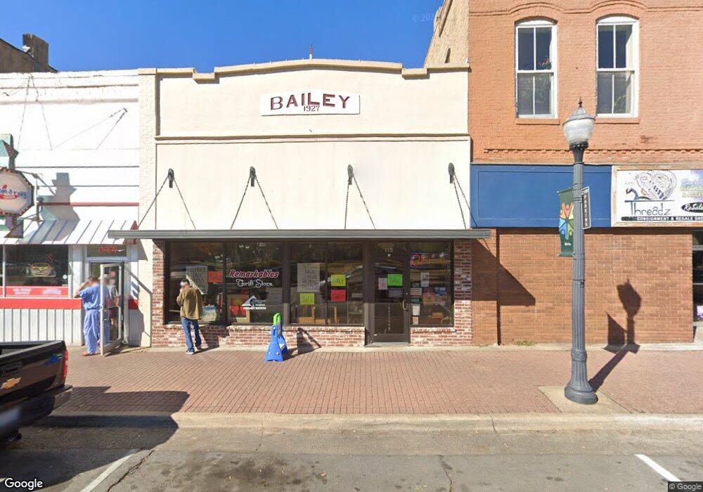 114 S Muskogee Ave, Tahlequah, OK 74464 - photo 1