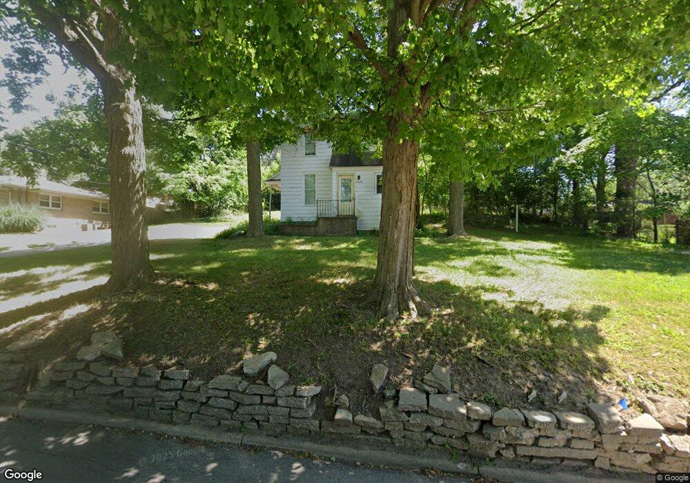 1022 Knapp St NE, Grand Rapids, MI 49505 - photo 1