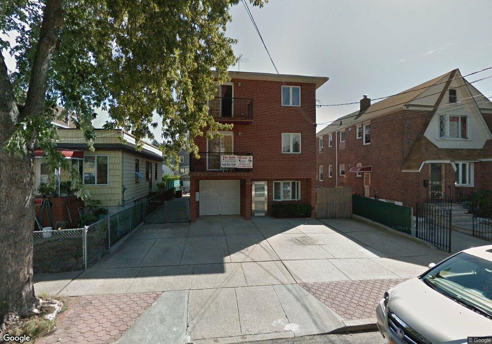 4653 161st St, Flushing, NY 11358 - photo 1