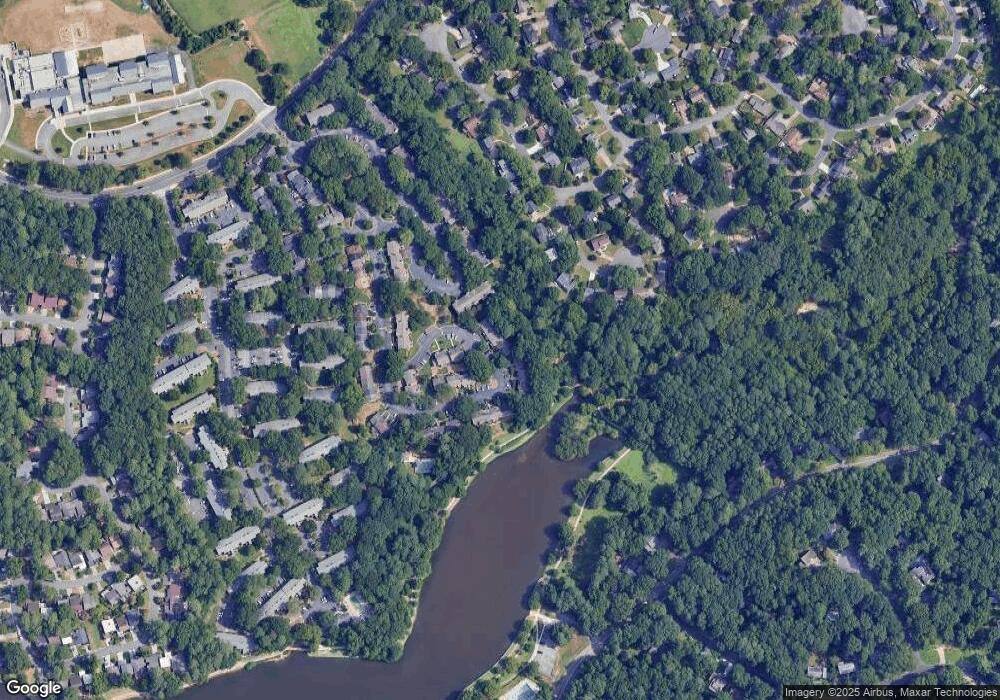 323 Quail Run unit 323, Roswell, GA 30076 - photo 1