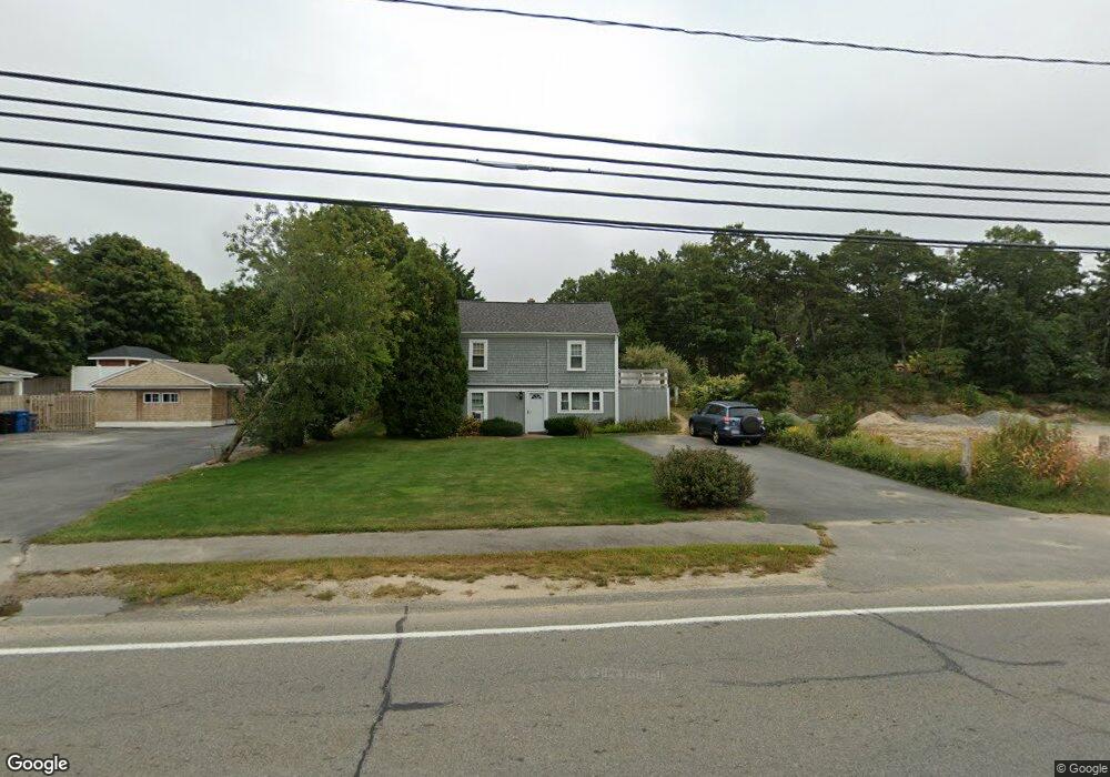 175 Sandwich Rd, Teaticket, MA 02536 - photo 1