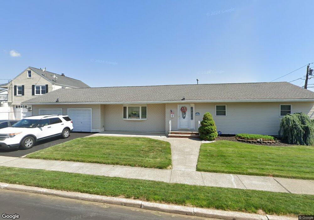 14 Oakwood Ave, Carteret, NJ 07008 - photo 1