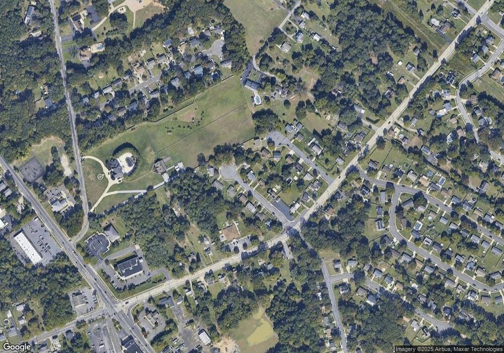 10 Pleasantview Dr, Sicklerville, NJ 08081 - photo 1