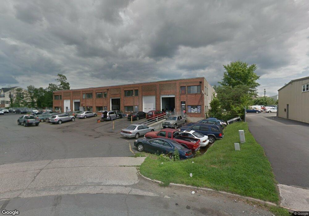 9 Douglas Ct, Sterling, VA 20166 - photo 1