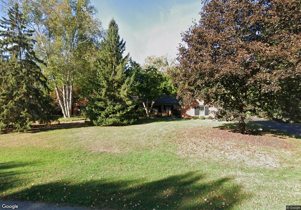 1200 Fox Chase Rd, Bloomfield Hills, MI 48301 - photo 1