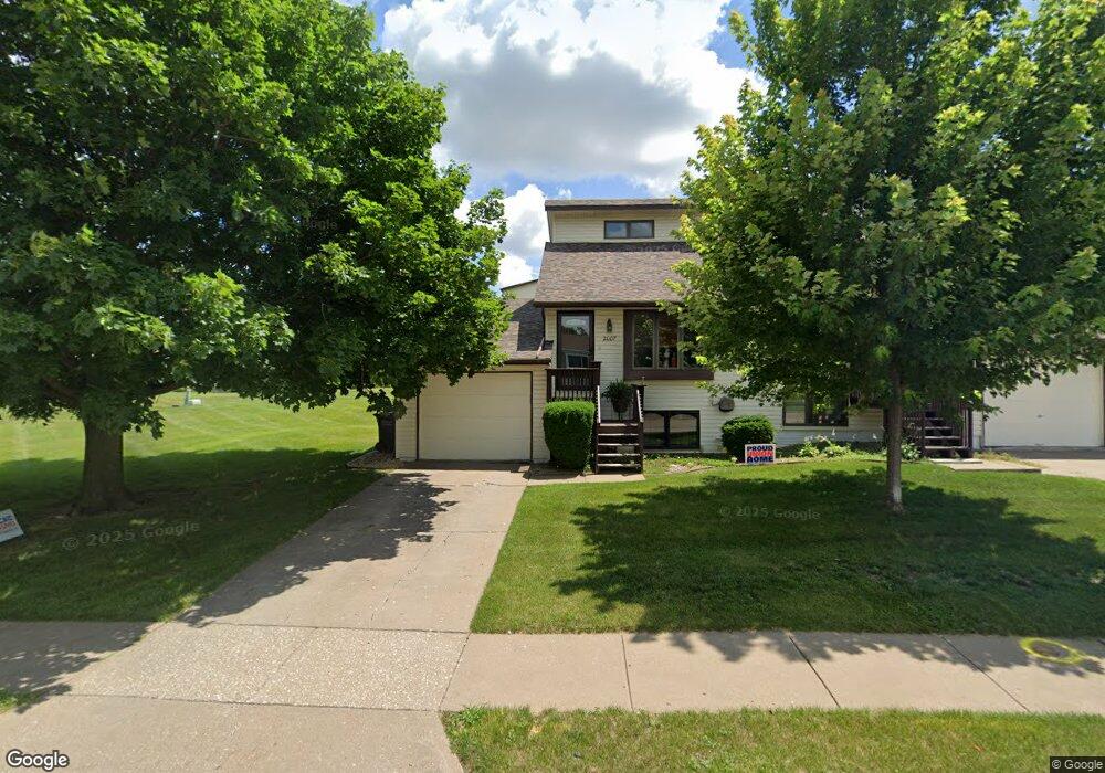 2007 Emerald Dr, Davenport, IA 52804 - photo 1