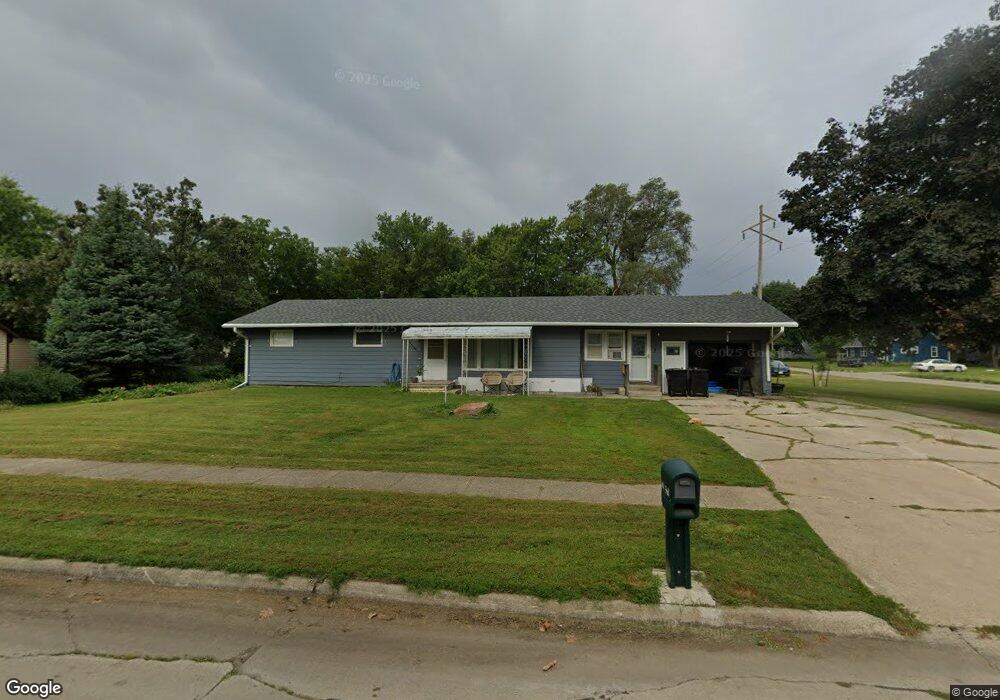 1304 3rd St, Onawa, IA 51040 - photo 1