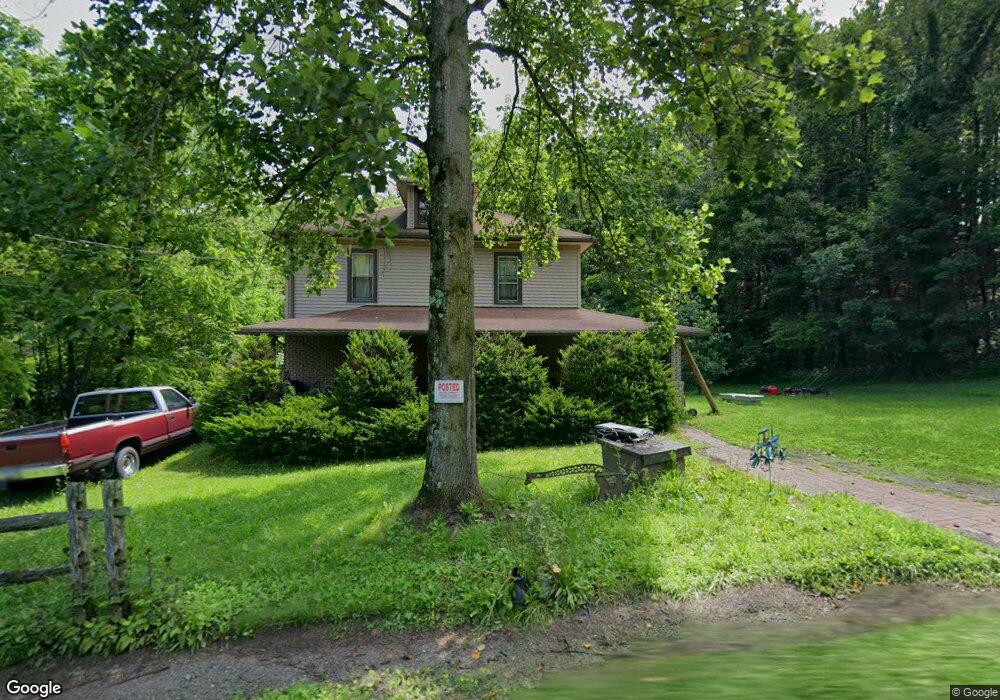 551 Birch Crossing Rd, New Ringgold, PA 17960 - photo 1