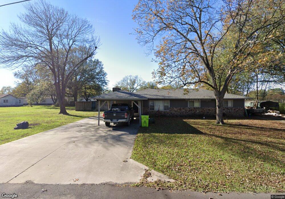 1115 N Lowe St, Stuttgart, AR 72160 - photo 1