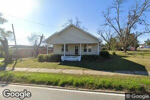 66 E Oak St, McRae-helena, GA 31055