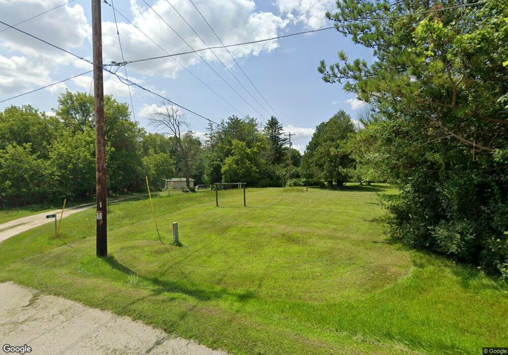 108 Evelyn Ln, Manitowoc, WI 54220 - photo 1