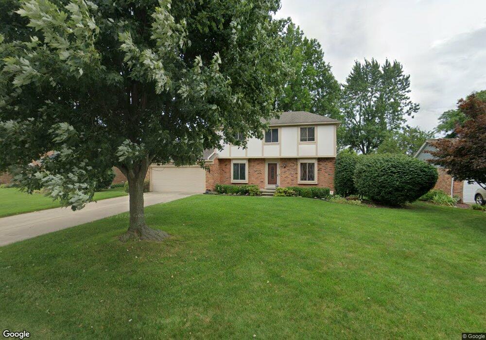 6241 Odessa Dr, West Bloomfield, MI 48324 - photo 1