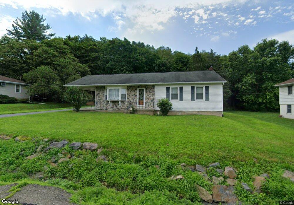 528 E Lawton St, Saint Clair, PA 17970 - photo 1