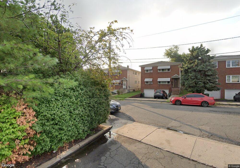 423 Gable Ln unit 1, Linden, NJ 07036 - photo 1