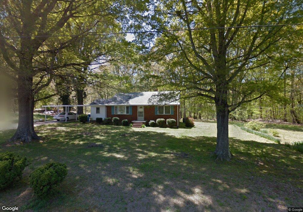 311 Waymon St, Seagrove, NC 27341 - photo 1