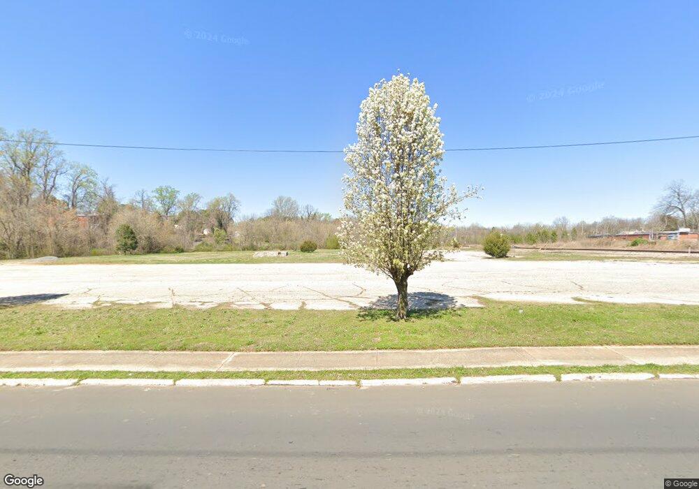 202 W 3rd St, Siler City, NC 27344 - photo 1