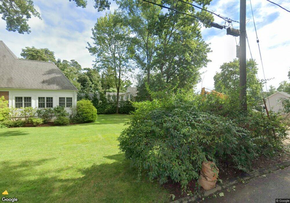 5 Ellen Ct, Rye, NY 10580 - photo 1