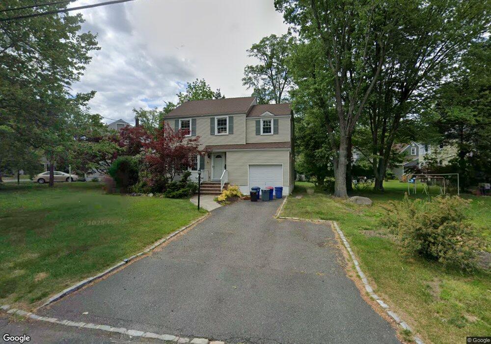 2 Yorktown Terrace, Livingston, NJ 07039 - photo 1