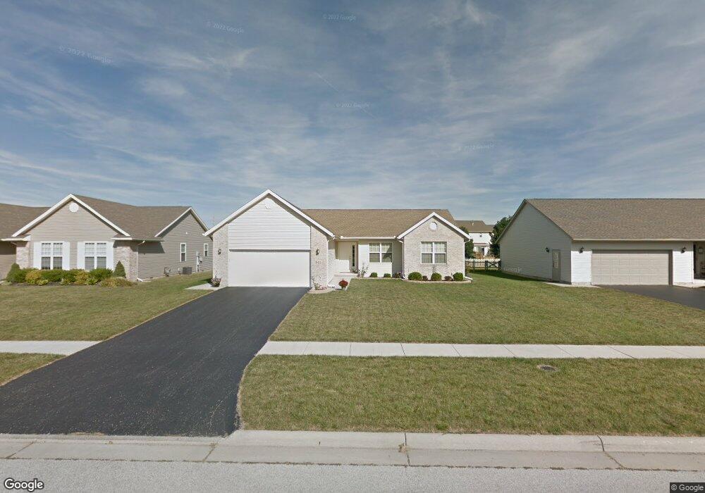 801 Colt Dr, Findlay, OH 45840 - photo 1