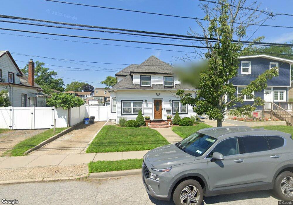 292 Miller Ave, Freeport, NY 11520 - photo 1