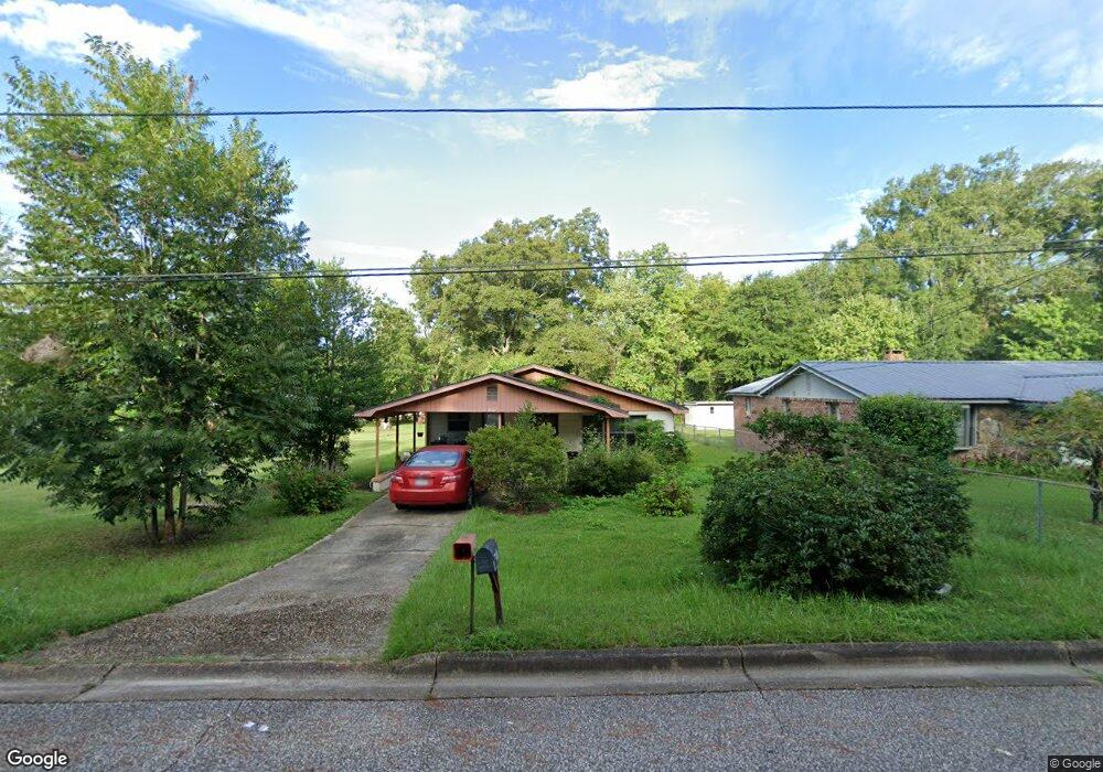 807 Wilder Ave, Dothan, AL 36303 - photo 1