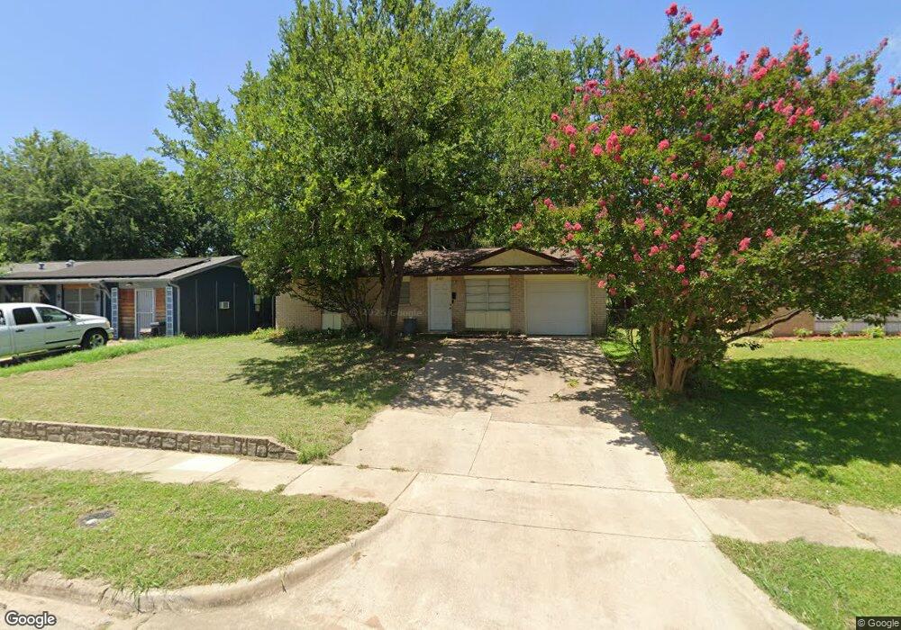 2405 Lindale Ln, Mesquite, TX 75149 - photo 1