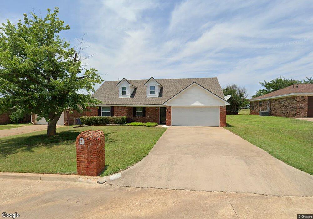 213 Ridgecrest Dr, Duncan, OK 73533 - photo 1