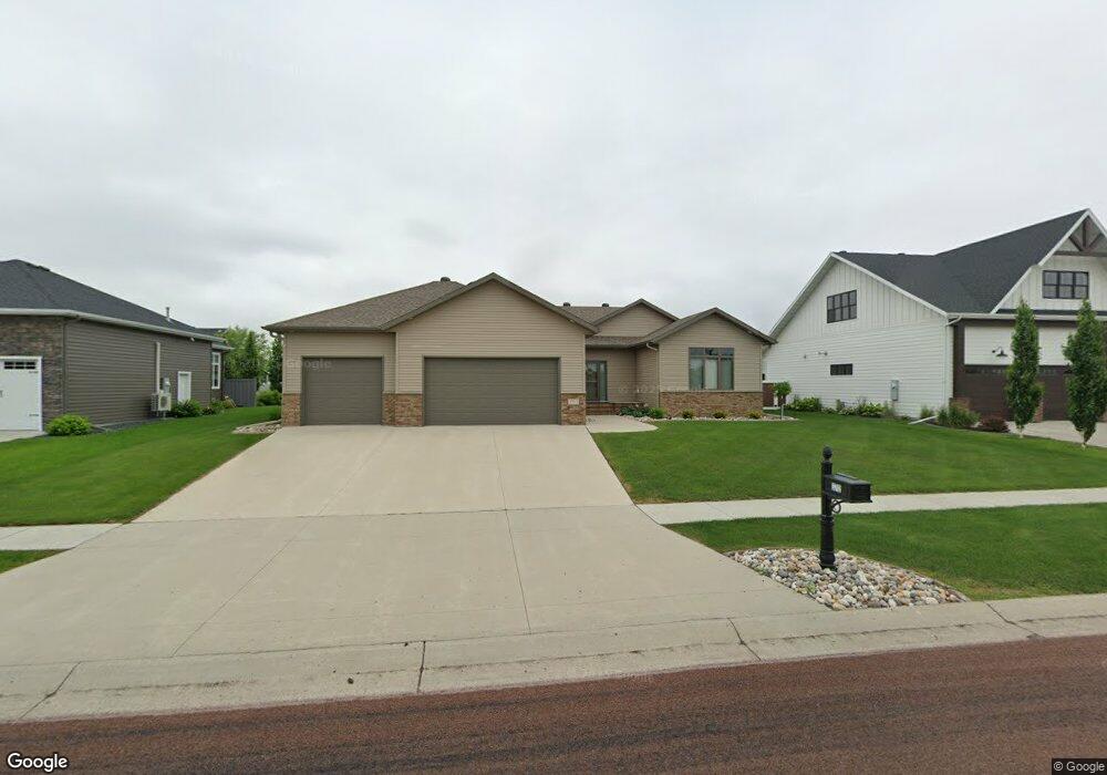 3712 Aspyn Ln N, Fargo, ND 58102 - photo 1