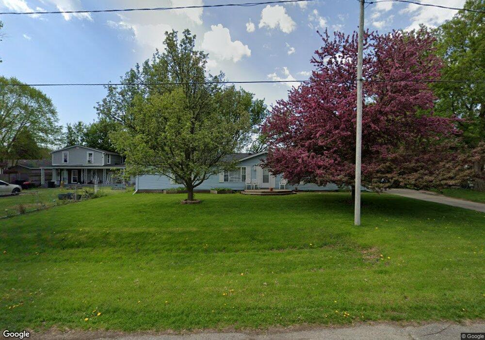 1073 W Schumacher Ave, Flint, MI 48507 - photo 1