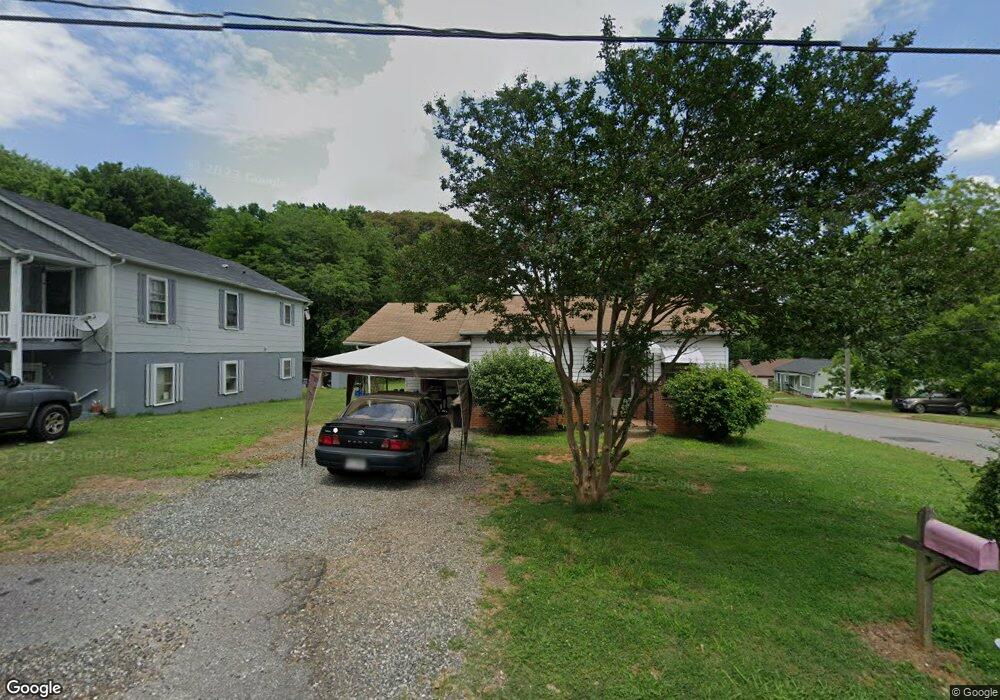 602 Poplar St, Statesville, NC 28677 - photo 1