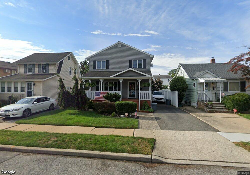 2388 Orange St, Bellmore, NY 11710 - photo 1