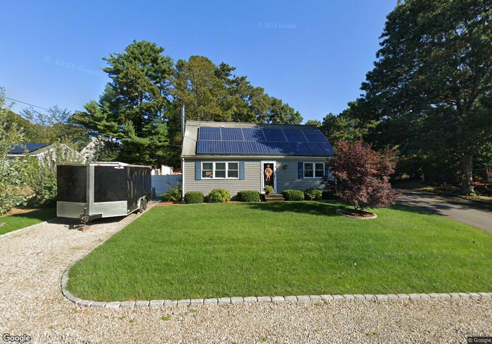 8 Hemlock Dr, Mashpee, MA 02649 - photo 1