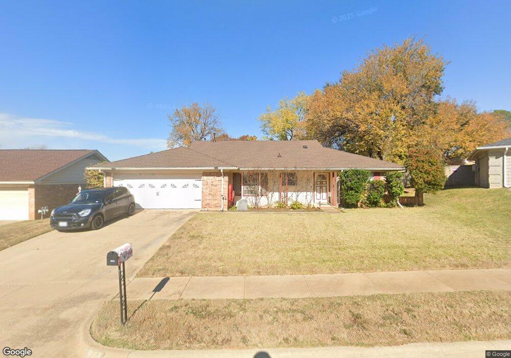 924 Hillside Ct, Bedford, TX 76022 - photo 1