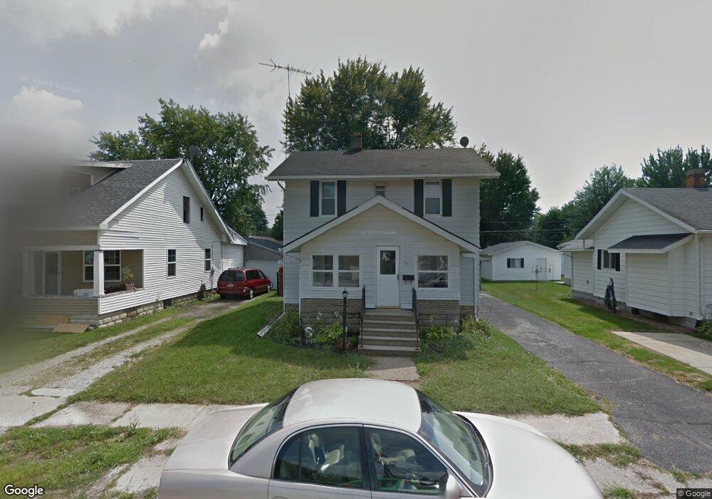 510 Maplewood St, Delta, OH 43515 - photo 1