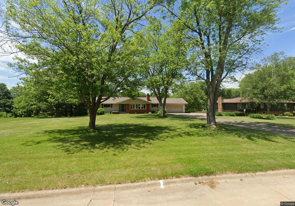 3704 Lorton Ave, Davenport, IA 52807 - photo 1