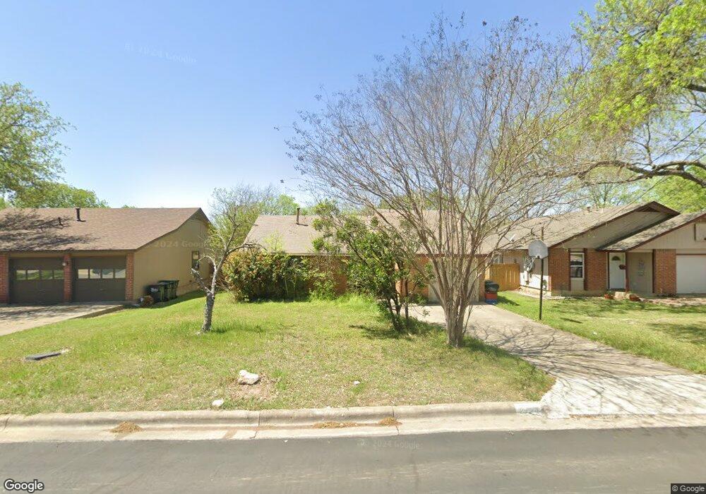 1908 Castle Gate Cir, San Marcos, TX 78666 - photo 1