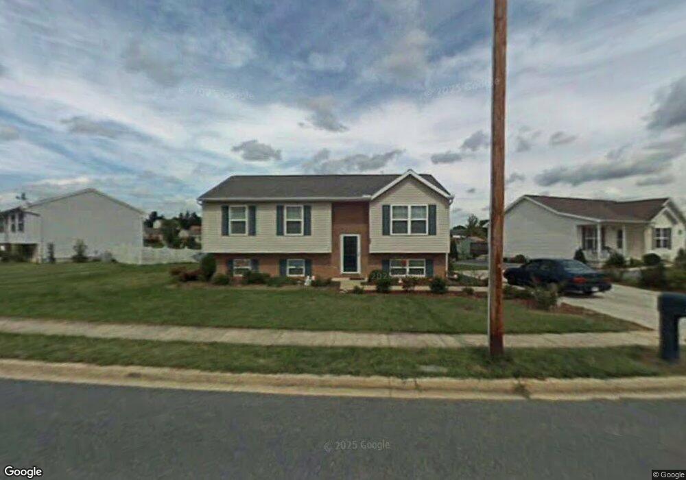 989 Kasinof Ave, Hagerstown, MD 21742 - photo 1