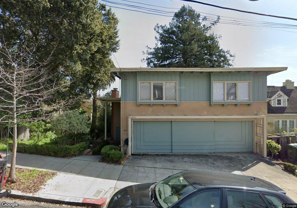 2580 Hilgard Ave, Berkeley, CA 94709 - photo 1
