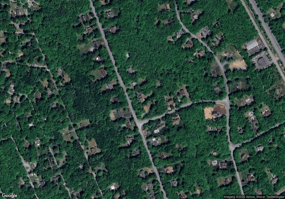 289 Shane Dr, Effort, PA 18330 - photo 1