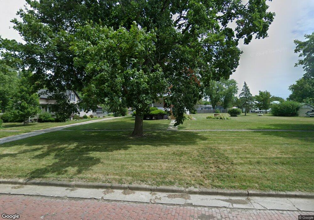 306 Jefferson St, Danforth, IL 60930 - photo 1