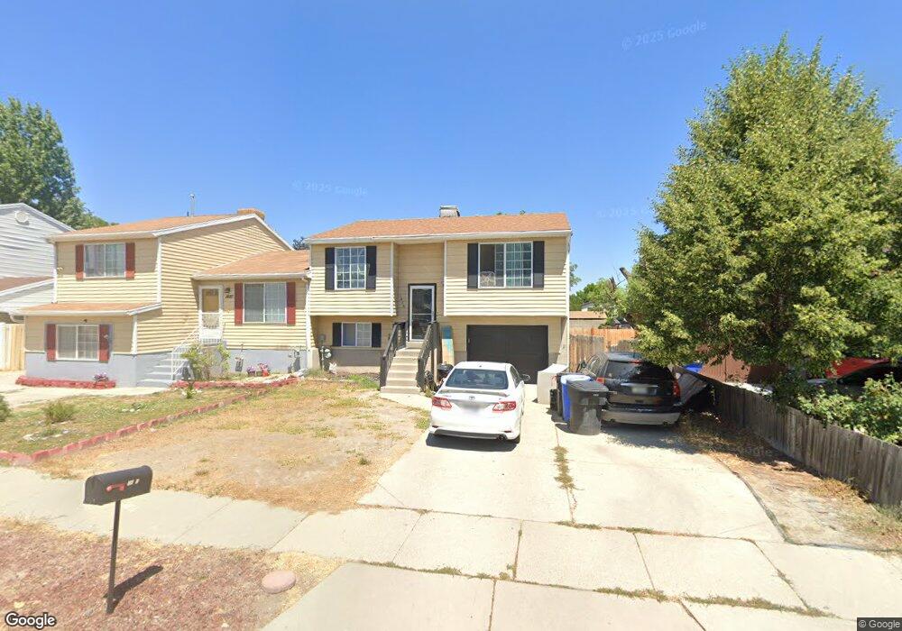 1476 Twin Oaks Dr, West Jordan, UT 84088 - photo 1