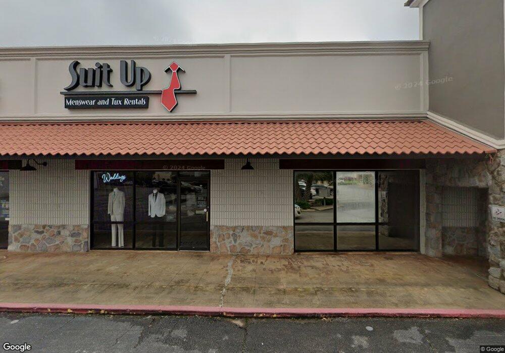 607 W Prien Lake Rd, Lake Charles, LA 70601 - photo 1