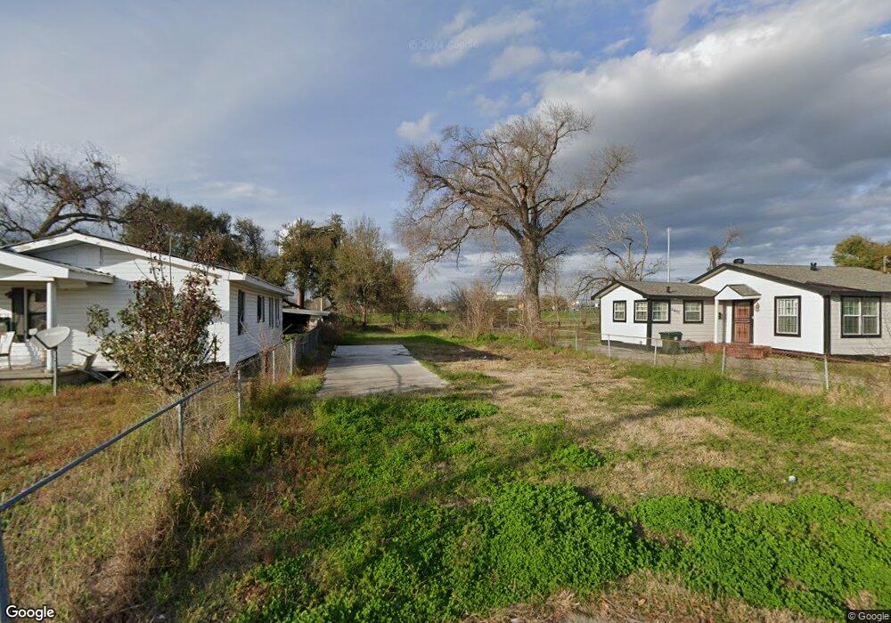 2015 Winterhalter St, Lake Charles, LA 70601 - photo 1