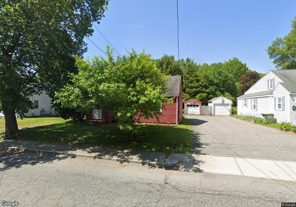 11 Hecla St, Uxbridge, MA 01569 - photo 1