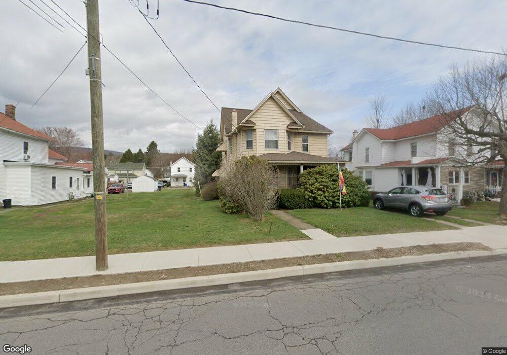 418 Main St, Peckville, PA 18452 - photo 1