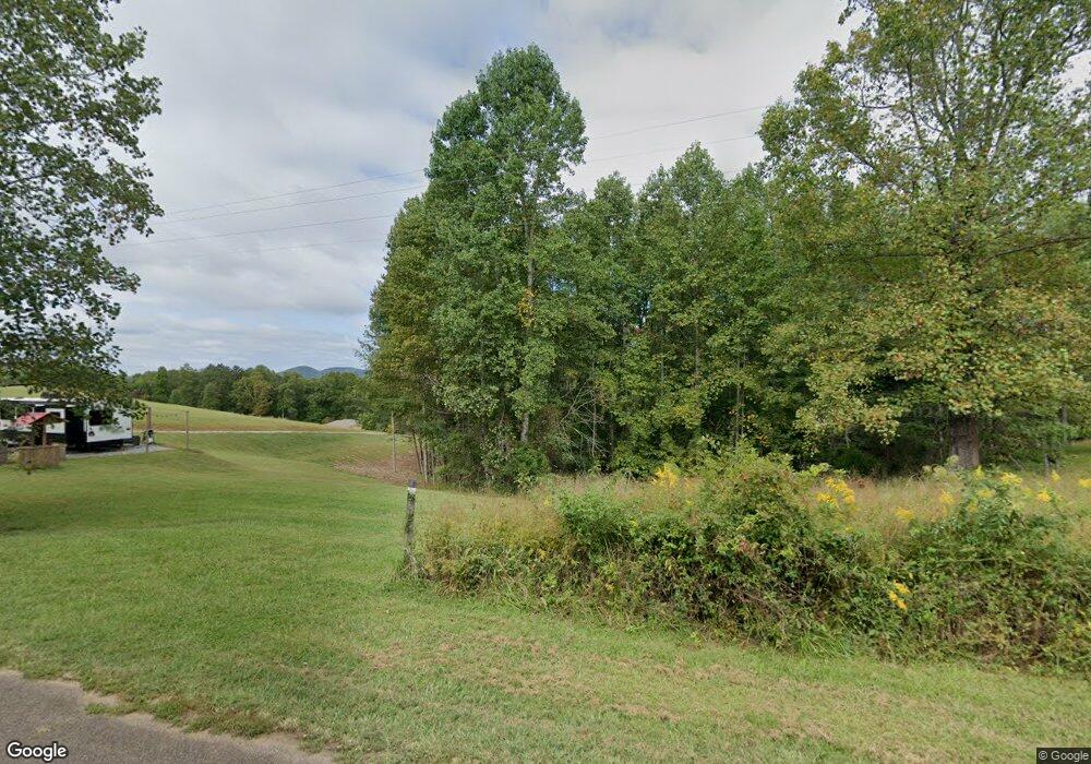 1053 Roy Grindle Rd, Dahlonega, GA 30533 - photo 1