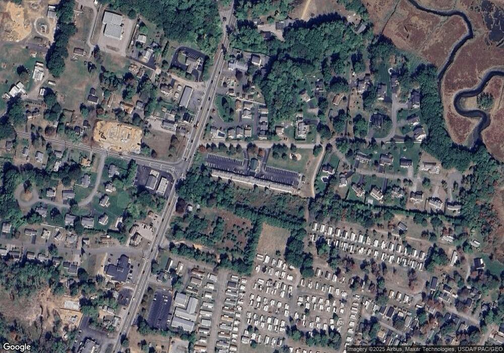 733 Post Rd unit 135, Wells, ME 04090 - photo 1