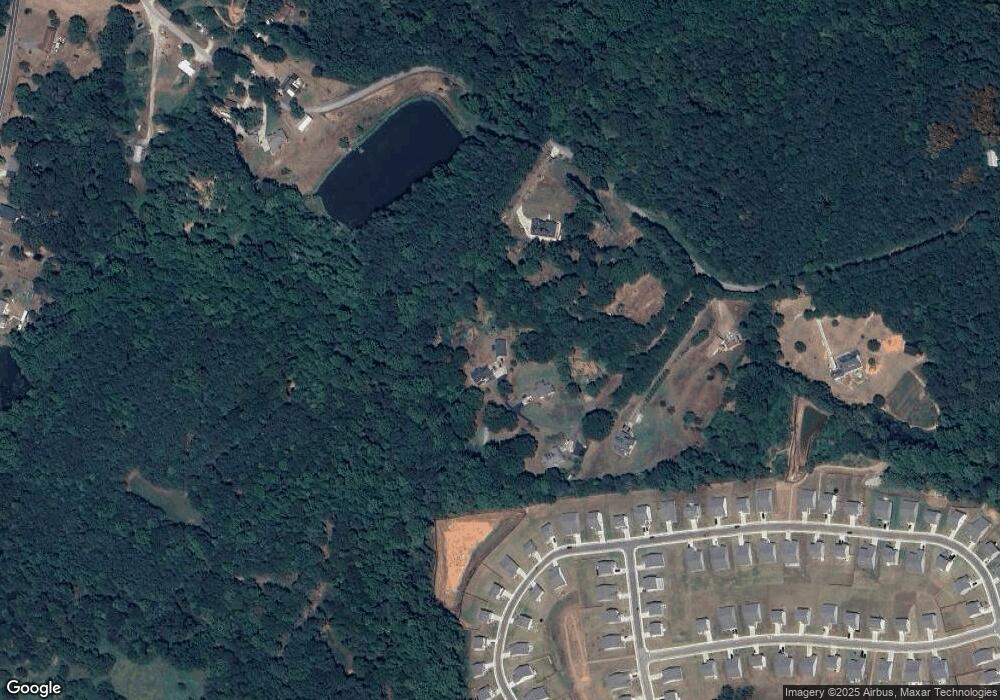 170 Moua Dr, Hoschton, GA 30548 - photo 1